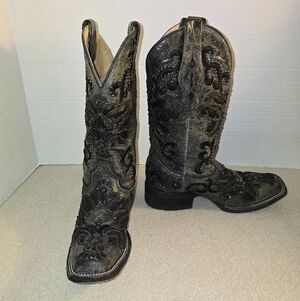Corral Vintage Dark Gray/Black Crater Inlay Embroidered Studs Boots size 5 1/2